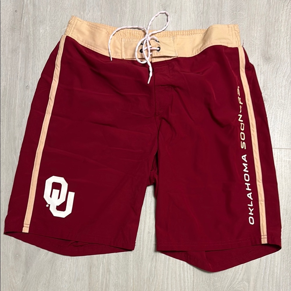 🔥BUNDLESALE Mens L Oklahoma Sooners Red and Tan Board Shorts nwot